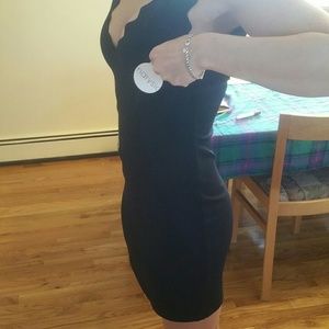 New black dress body con